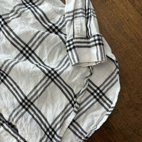 H&M Black and White Plaid Flannel Shirt - Picture 7 of 14